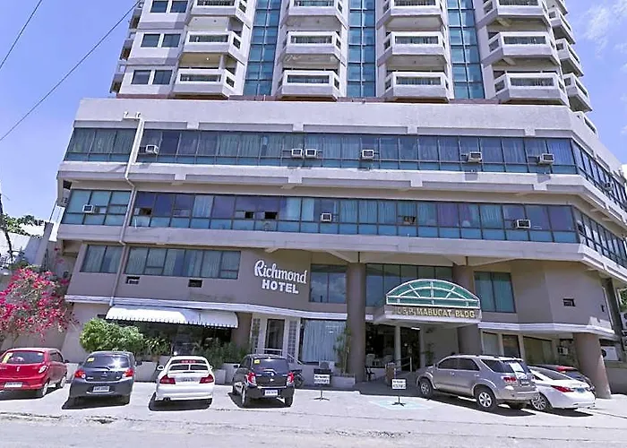 Richmond Plaza Hotel
