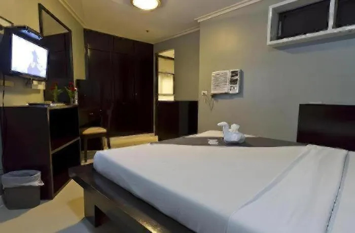Richmond Plaza 3* Cebu