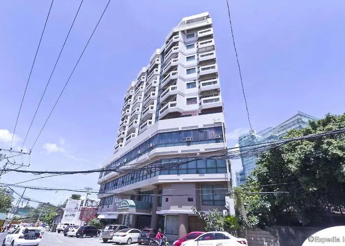 Hotel Richmond Plaza 3*
