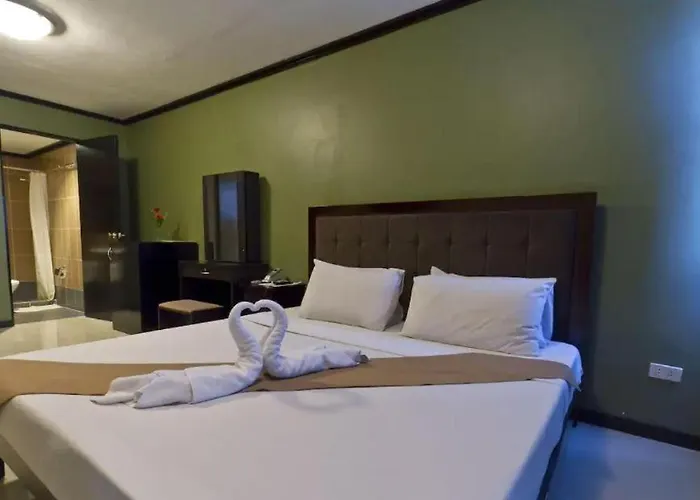Richmond Plaza Hotel