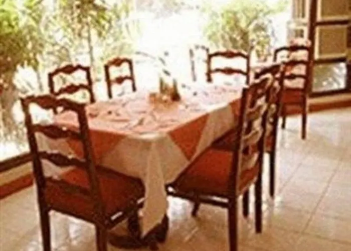 Hotel Richmond Plaza 3*